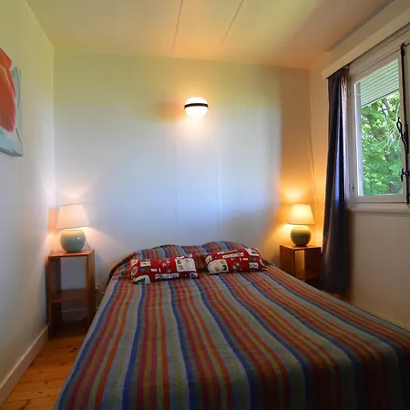 Modern With A View, Cleaning Included Humain